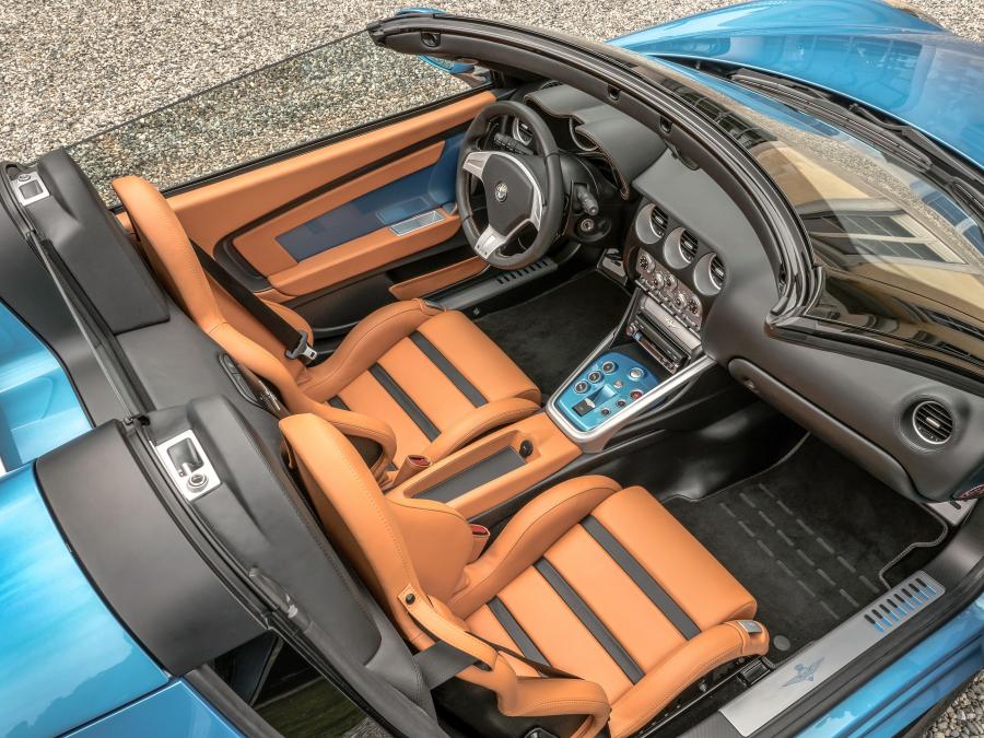 Интерьер Alfa Romeo Disco Volante Spyder (1 of 7) 2016 года  (фото 22 из 47)